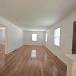 Rent 3 bedroom house of 166 m² in Saint Louis