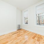 Rent 3 bedroom apartment in Flushing