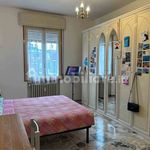 Affitto 3 camera appartamento di 76 m² in Modena