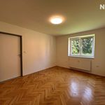 Pronajměte si 2 ložnic/e byt o rozloze 59 m² v Trutnov