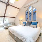 Rent 8 bedroom house in South East England