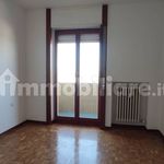 Affitto 3 camera appartamento di 80 m² in Novate Milanese