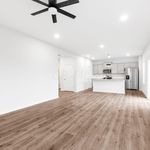 Rent 4 bedroom house of 200 m² in Granville