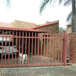 Rent 3 bedroom house of 356 m² in City of Tshwane