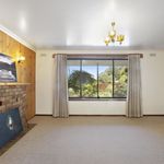 Rent 6 bedroom house in Victoria