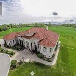 8 bedroom apartment of 94679 sq. ft in Ontario