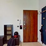 Rent 2 bedroom apartment of 70 m² in Genova