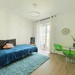 Rent 3 bedroom apartment of 81 m² in Budapest