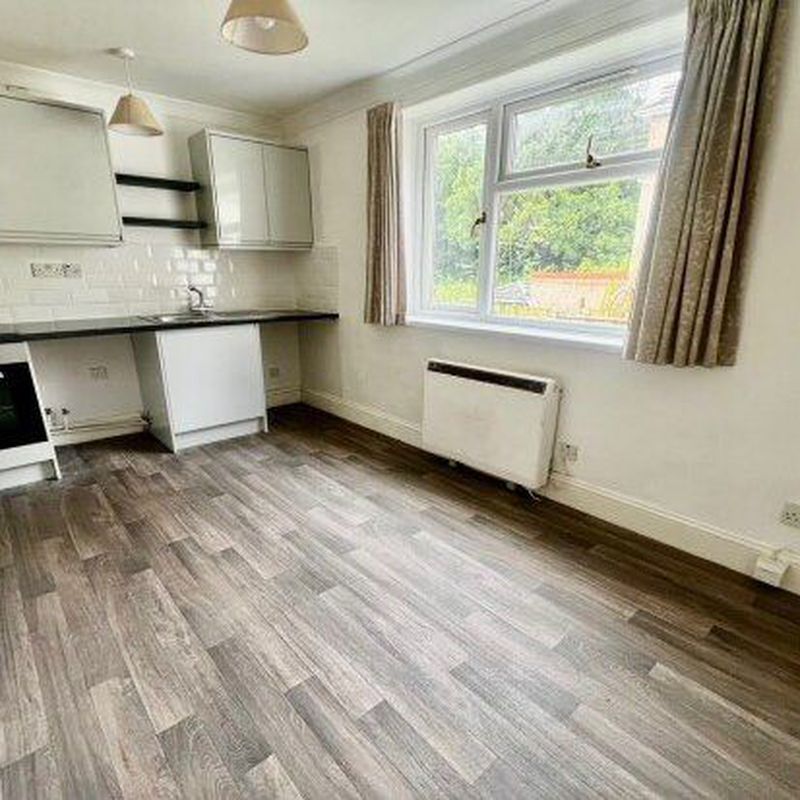 Flat to rent in Bourne Mead, Bournemouth BH2