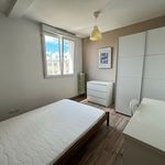 Appartement de 61 m² avec 4 chambre(s) en location à Rennes