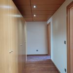Rent 4 bedroom apartment of 215 m² in Porto