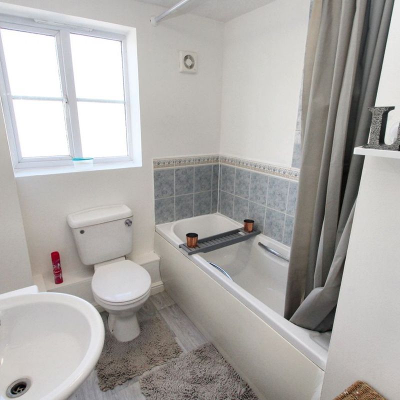 apartment for rent in Hornchurch Rush Green