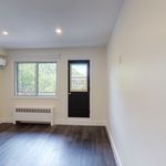 Rent 1 bedroom apartment of 25 m² in Montréal