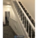 Rent 10 bedroom house in Swansea