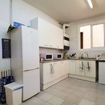 Rent a room of 189 m² in Barcelona