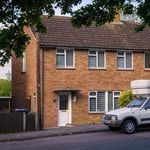Rent 4 bedroom apartment in South East England