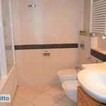 Affitto 3 camera appartamento di 75 m² in Castelnuovo del Garda