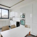 Appartement de 92 m² avec 3 chambre(s) en location à paris