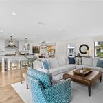 Rent 4 bedroom apartment of 275 m² in Newport Beach