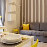Rent 1 bedroom apartment of 25 m² in Milan