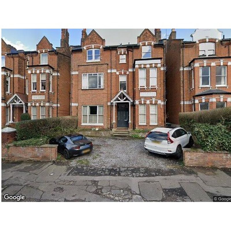 Three Bedroom Flat To Rent Crouch End