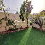 Rent 3 bedroom house of 219 m² in Dubai