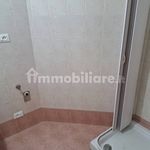 Affitto 4 camera appartamento di 125 m² in Taranto