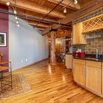 Rent 2 bedroom house of 156 m² in Milwaukee