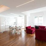 Rent 4 bedroom apartment of 115 m² in Genoa