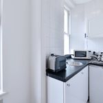 Rent 1 bedroom flat of 40 m² in London