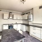 Rent 2 bedroom apartment of 104 m² in Herstal
