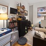 Rent 2 bedroom apartment of 92 m² in New York
