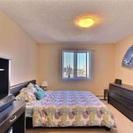 Appartement de 882 m² avec 2 chambre(s) en location à Edmonton