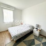 Rent 4 bedroom house of 82 m² in Saint-Juvat