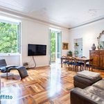 Affitto 6 camera appartamento di 300 m² in Torino