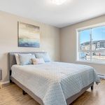 2 bedroom apartment of 925 sq. ft in British Columbia