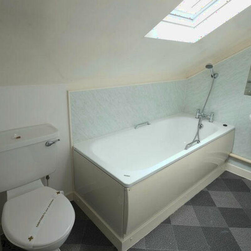 4 Bedroom Maisonette To Rent In C Wallace Street, Stirling, FK8 Cornton