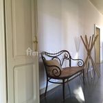 Affitto 4 camera appartamento di 130 m² in Parma