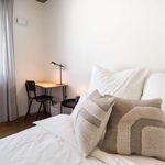 Rent a room of 76 m² in frankfurt