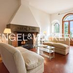 Rent 5 bedroom house of 600 m² in Fiesole
