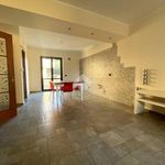 Rent 5 bedroom house of 215 m² in Reggio di Calabria