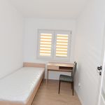 Rent 4 bedroom apartment of 64 m² in Trzebownisko