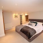 Rent 3 bedroom flat of 132 m² in Edinburgh