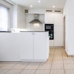 Rent 3 bedroom apartment of 153 m² in Roeselare
