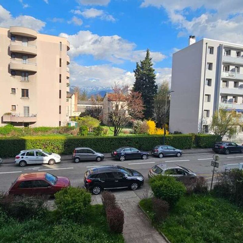 Location appartement 2 pièces 40 m² Grenoble (38100) Échirolles