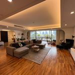 Rent 4 bedroom apartment of 365 m² in Bangkok