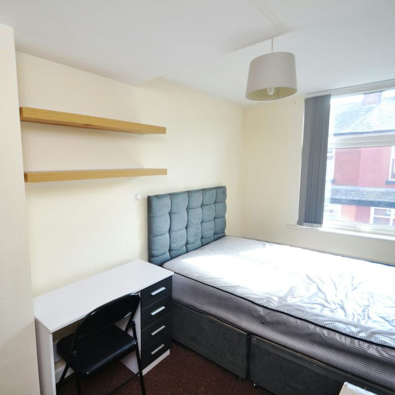 6 Bedroom Property For Rent in Manchester - £3,068 PCM Rusholme