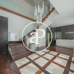 Alquilo 7 dormitorio casa de 900 m² en Madrid