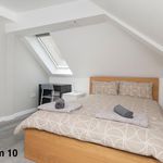 Rent 10 bedroom house in Scotland