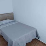 Rent a room of 90 m² in Almería